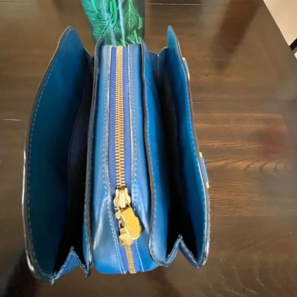 Louis Vuitton Blue Epi Leather Satchel - Picture 10 of 16